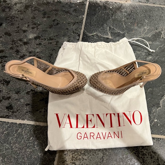 Valentino studded heels, size 39 - Picture 4 of 6